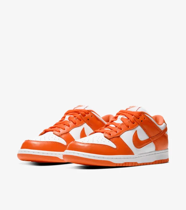 Nike dunk low orange